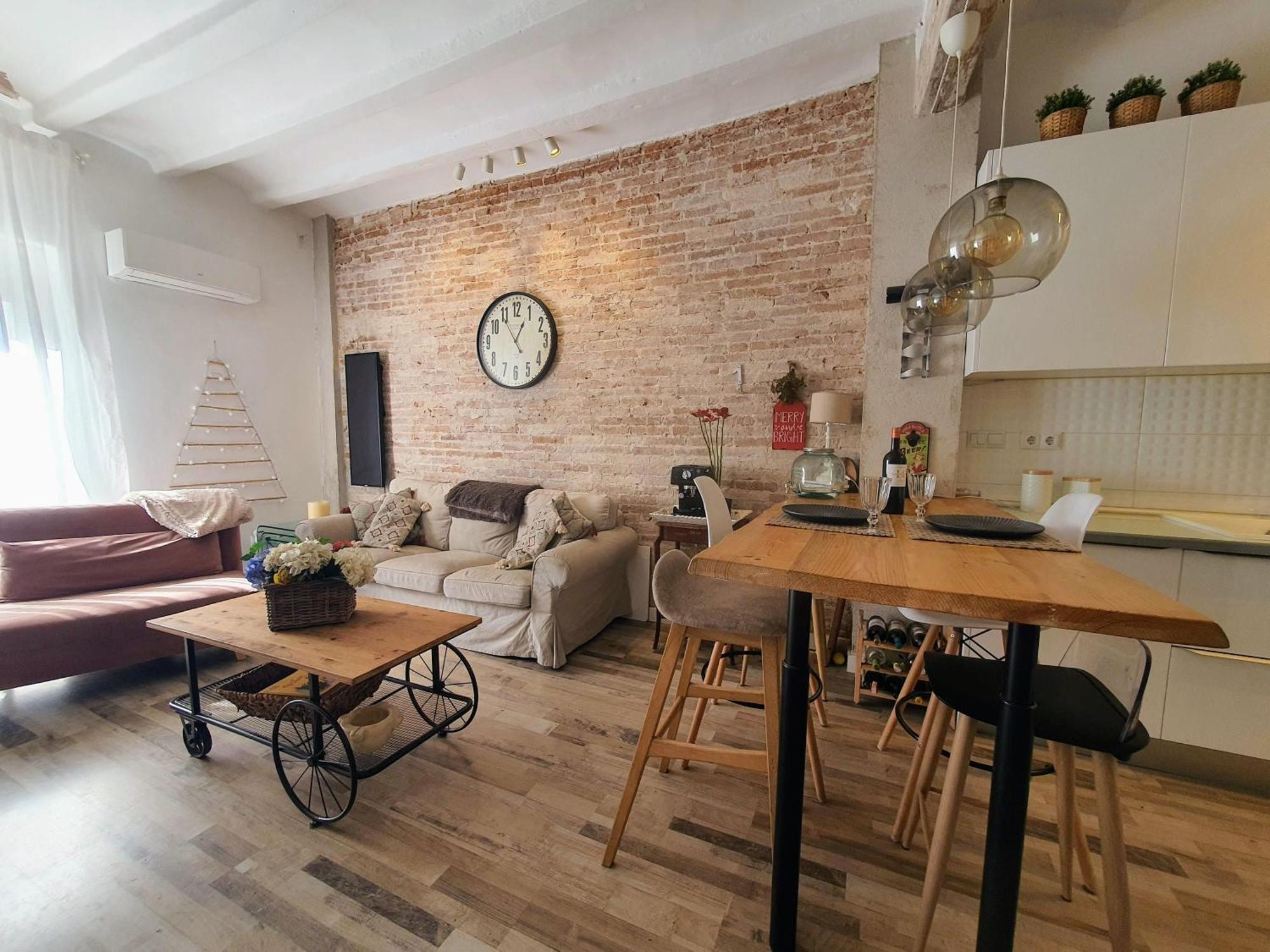Апартаменты Ef7 Beds & Family Таррагона Экстерьер фото